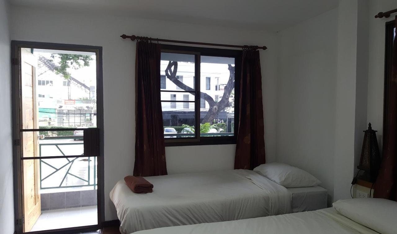 Aunt & Uncle'S House Bed & Breakfast Chiang Mai Exterior photo